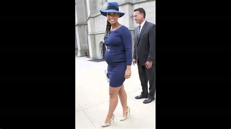 alicia keys naked|Pregnant Alicia Keys Poses Completely Nude for Charity